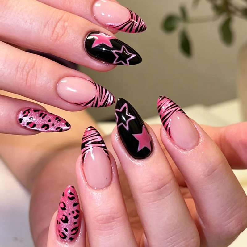 Nail Art Zebra - 24 قطعة أظافر صناعية لاصقة بتصميم