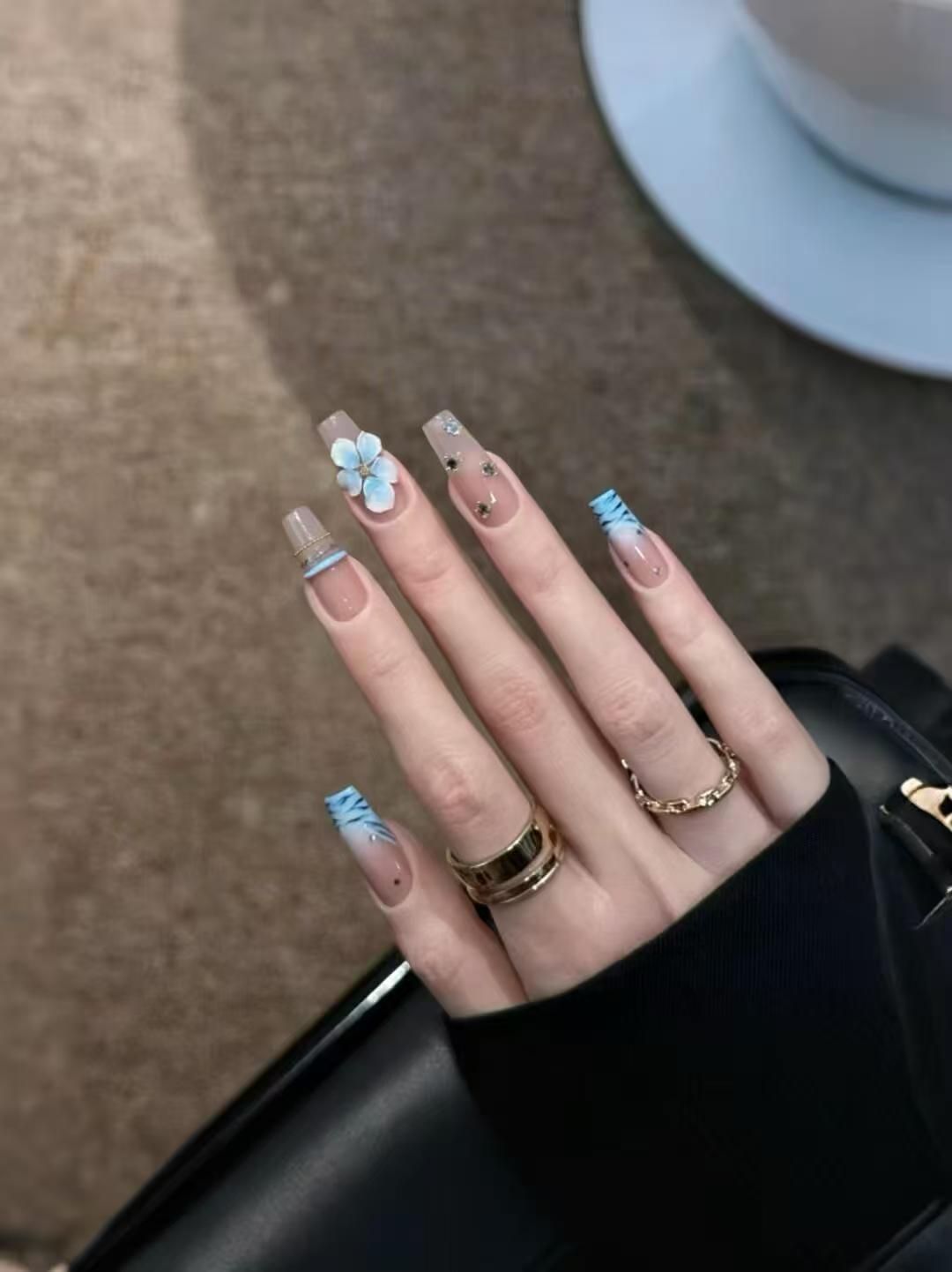 10 قطع أظافر صناعية يدوية الصن - مراجعة Nail Art Zebra وسعره