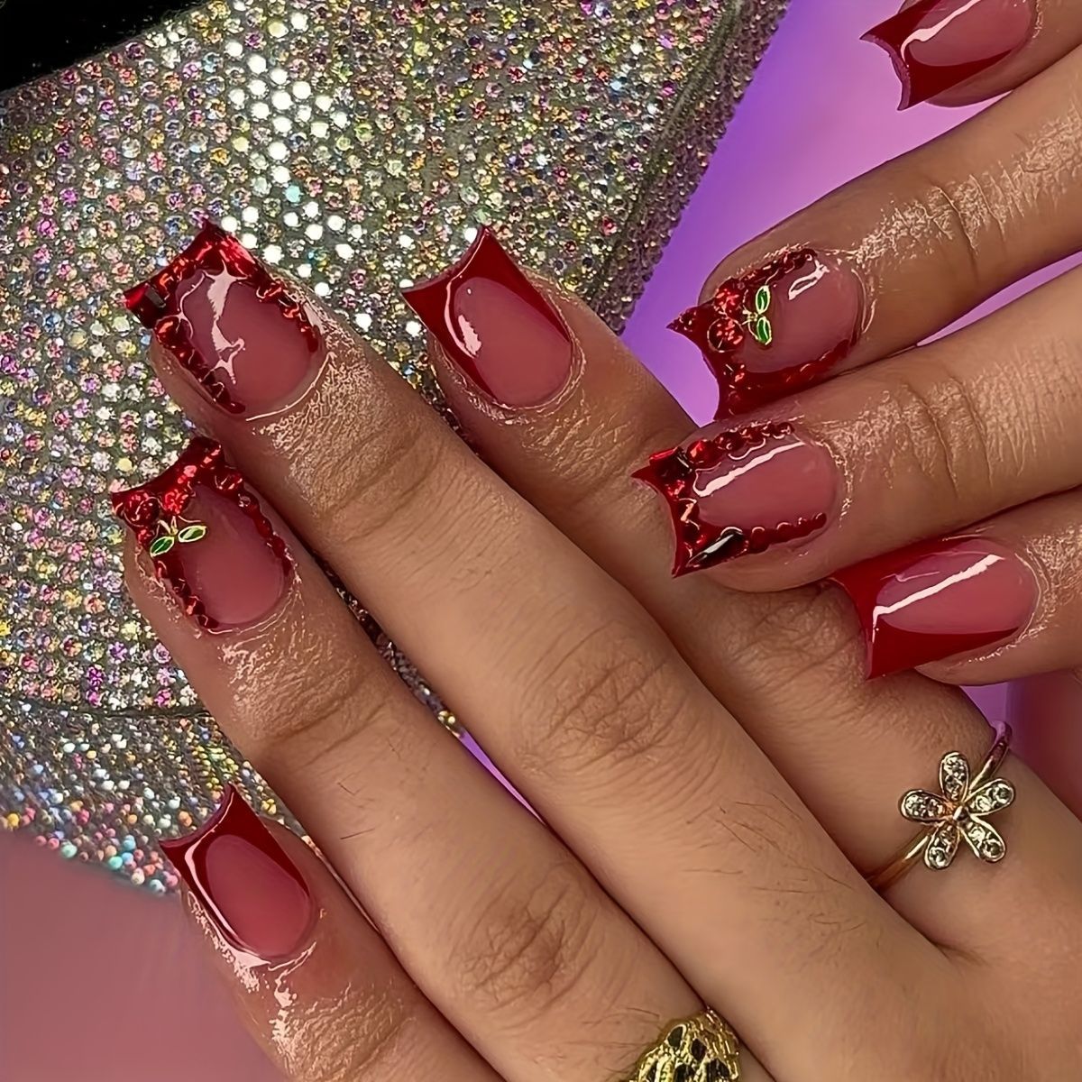 24 قطعة الأظافر وهمية الانتهاء - مراجعة Nail Art Red وسعره
