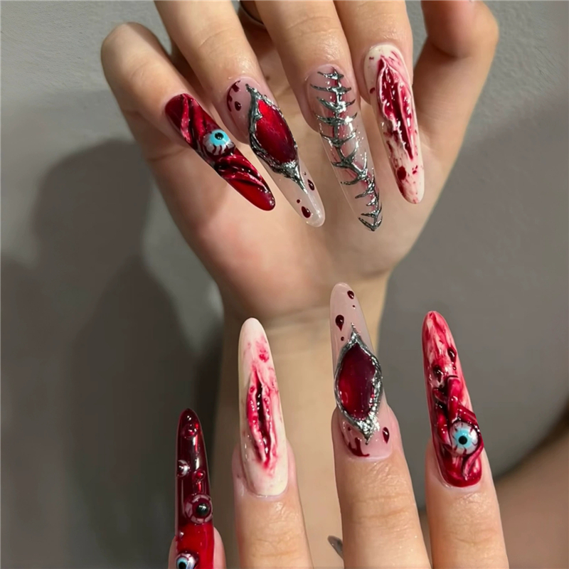 24 قطعة من الأظافر الاصطناعية  - مراجعة Nail Art Vampire وسعره